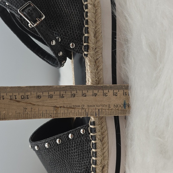 Jennifer Lopez Black Snakeskin Studed Espadrilles Size 7.5 - Picture 12 of 12